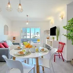 Old Town Sea View Apartman